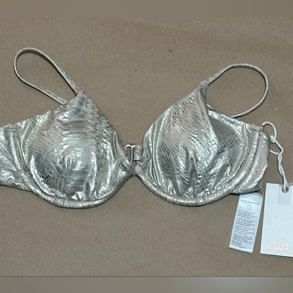 Good American Metallic Bikini Top - Picture 3 of 6
